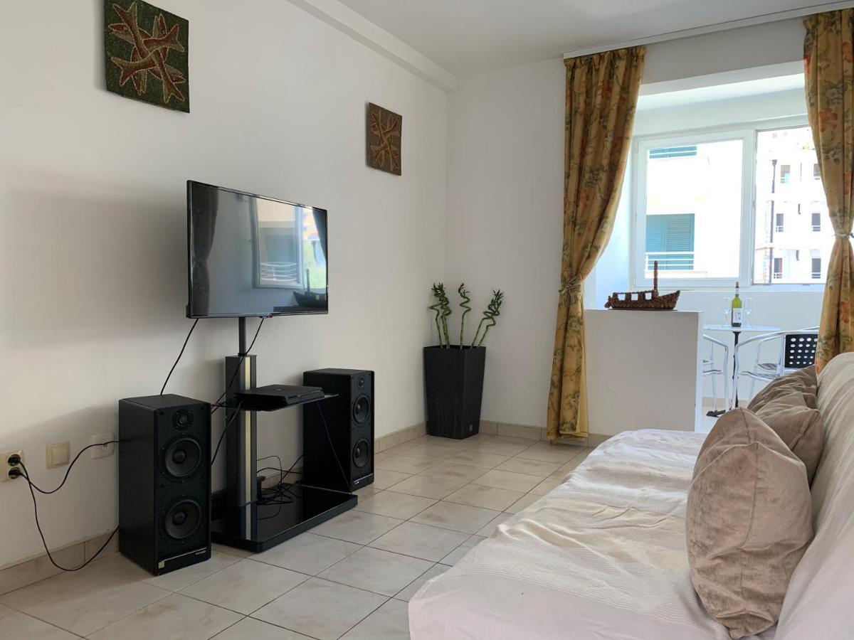 Apartamento The Four Fish Petrovac Exterior foto