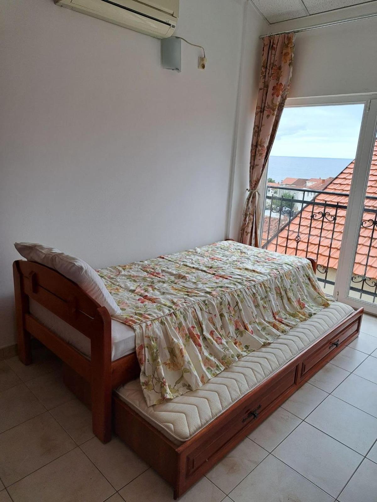 Apartamento The Four Fish Petrovac Exterior foto
