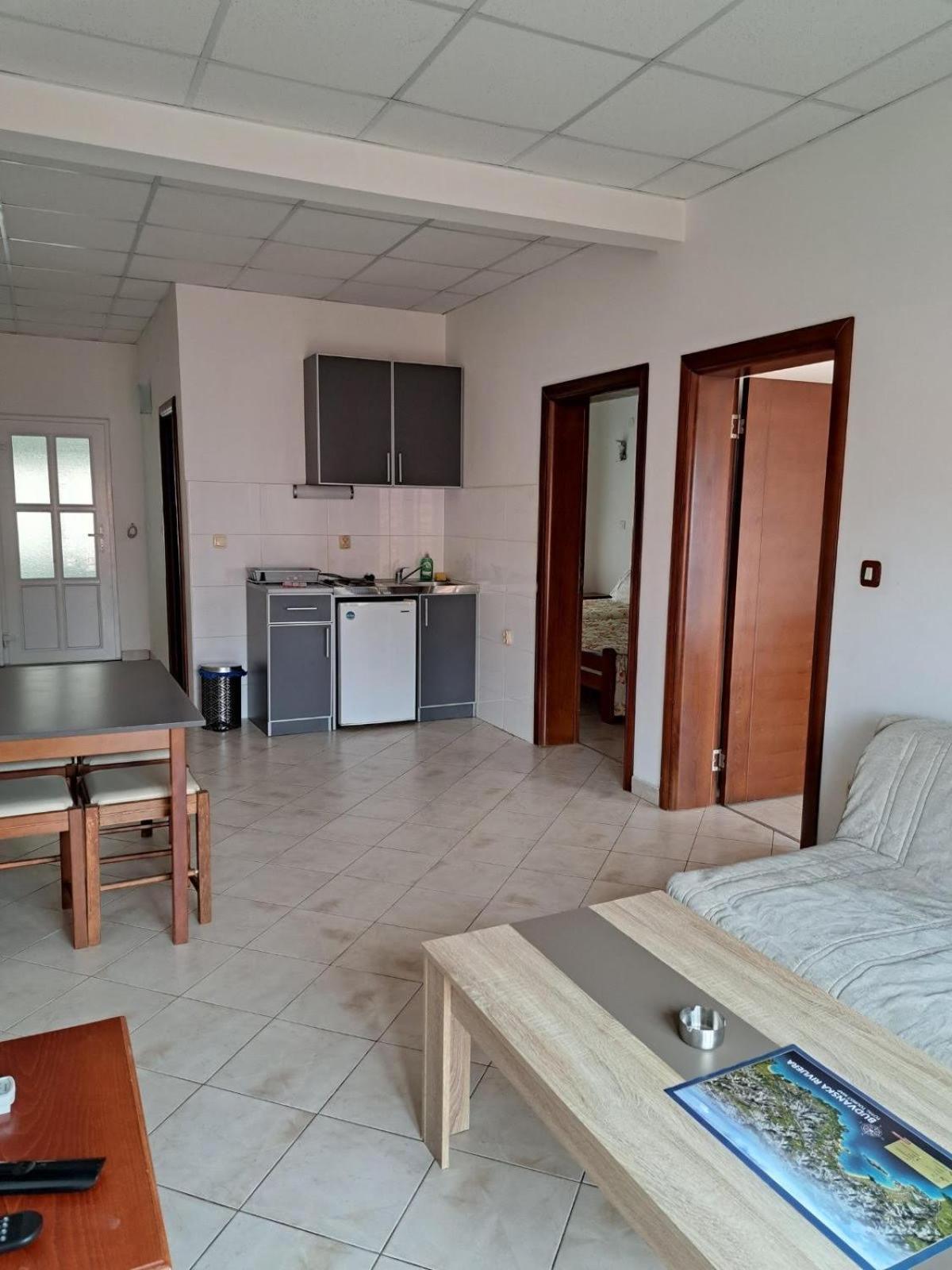 Apartamento The Four Fish Petrovac Exterior foto