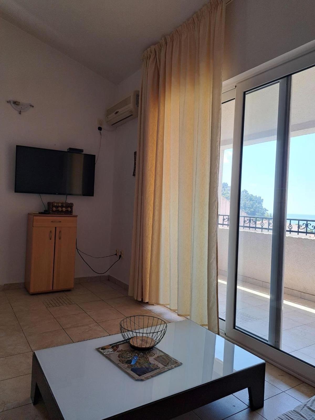 Apartamento The Four Fish Petrovac Exterior foto